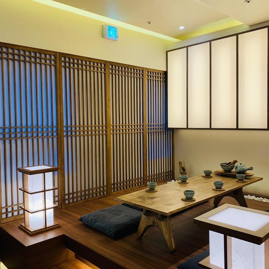 Uh Suite The Jongno Сеул Экстерьер фото